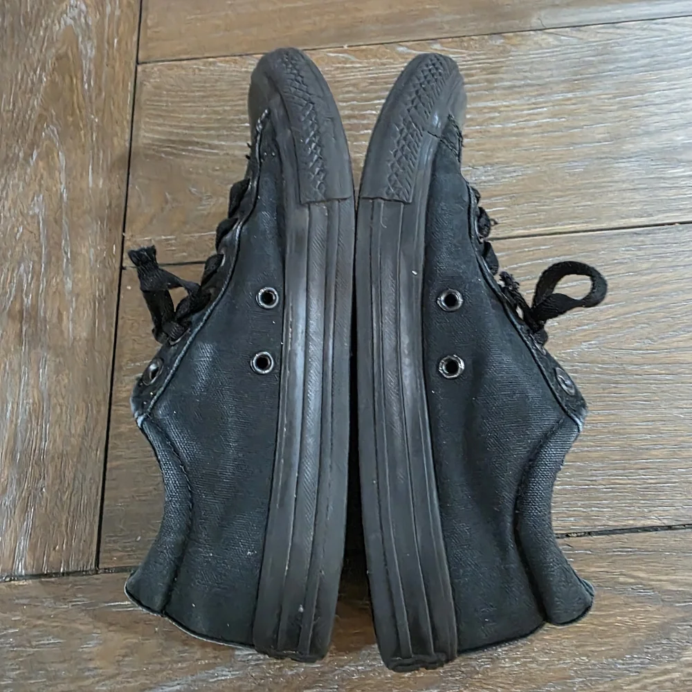Converse Chuck Taylor All Star Low-Top Sneaker, Junior Size 4.5